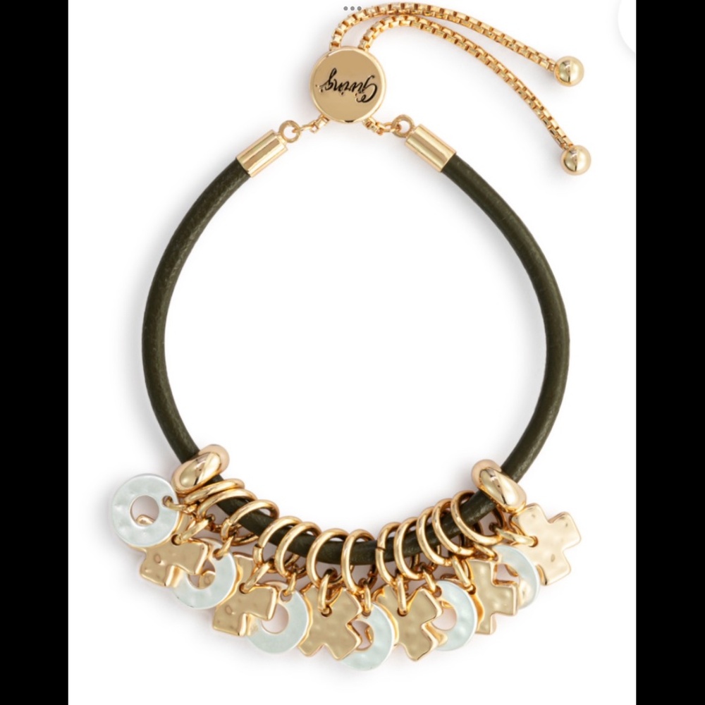 Bracelet
